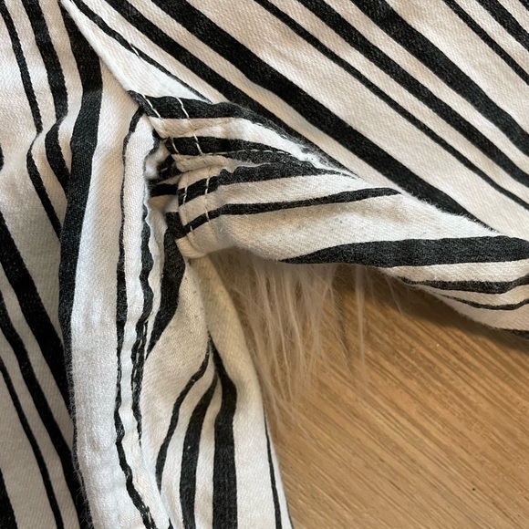 URBAN Outfitters Striped Ankle Jeans - Picture 5 of 15